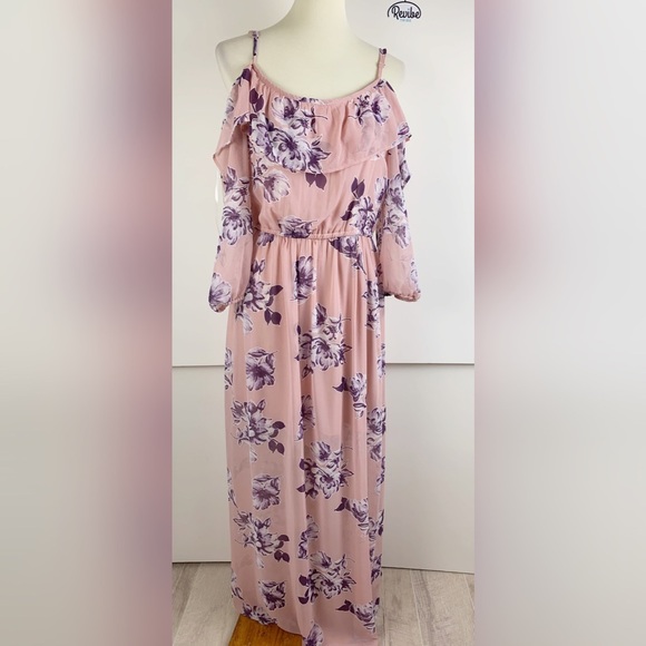 As U Wish Dresses & Skirts - As U Wish Cold Shoulder Floral Maxi Dress D1406